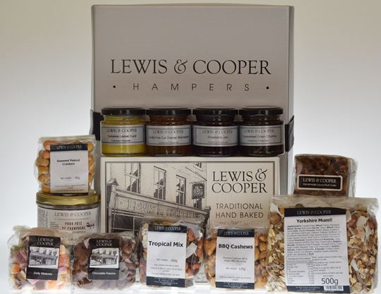 Picture of Lewis and Cooper Gift box