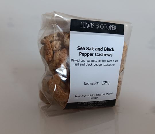 Picture of L&C SEA SALT & BLACK PEPPER CASHEWS 125G