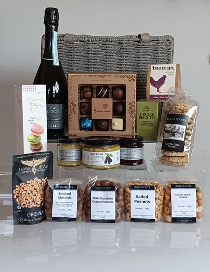 Picture of PROSECCO & TREATS HAMPER